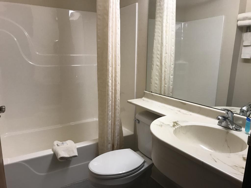 Monroe Heights グローブシティ エクステリア 写真